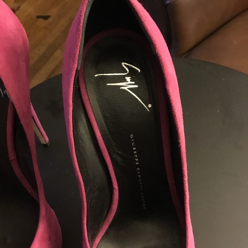 Giuseppe Zanotti magenta suede 6” heel shoes 40 10 - Picture 4 of 9